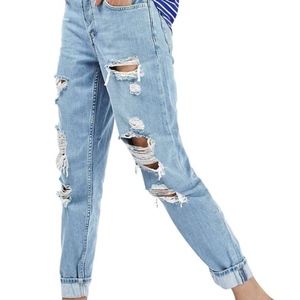 TOPSHOP Hayden' Super Ripped Boyfriend Jeans